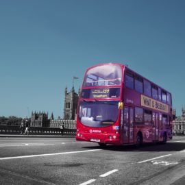 O famoso “Ônibus vermelho” londrino