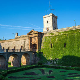 Conheça o Castelo de Montjuïc em Barcelona